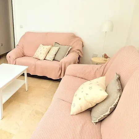 Centrally Located 600 M From The Sea * Fuengirola