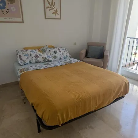 Centrally Located 600 M From The Sea Appartement