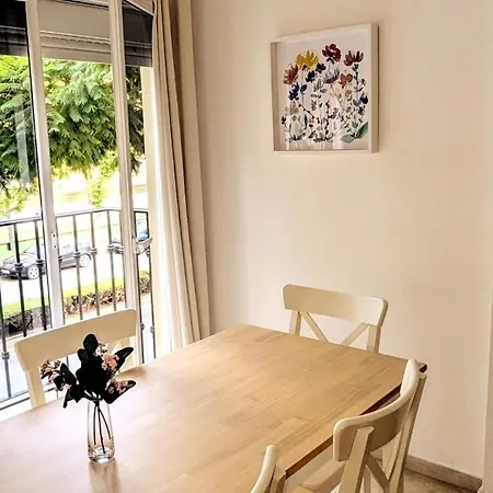 Appartement Centrally Located 600 M From The Sea